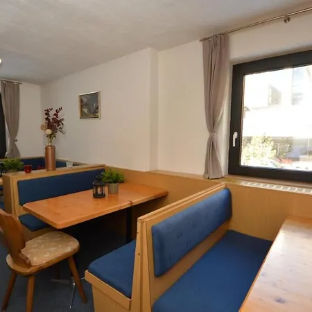 Gaestepension Hermann Arnold 3* سولدن